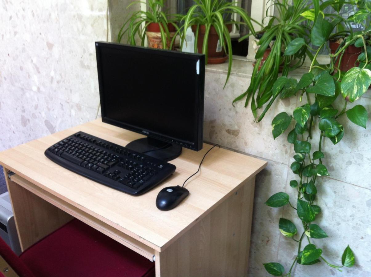 بودابست Season Hostel المظهر الخارجي الصورة